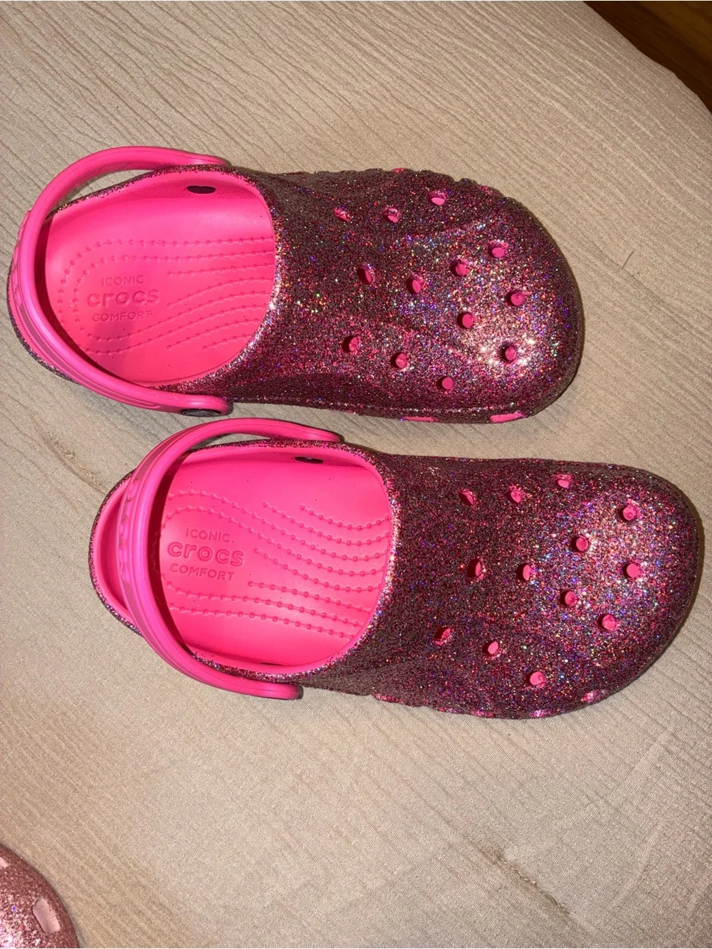 Crocs Kids' Sparkle Clogs in Pink Glam Glitter J3 (Big Kids)